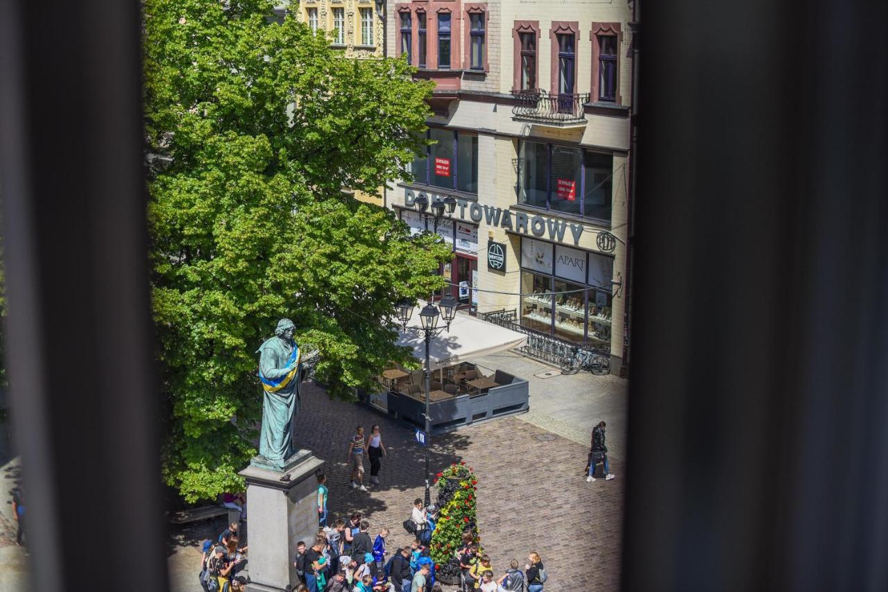Apartament Z Widokiem Na Pomnik Kopernika - Rynek Staromiejski Thorn Exterior foto