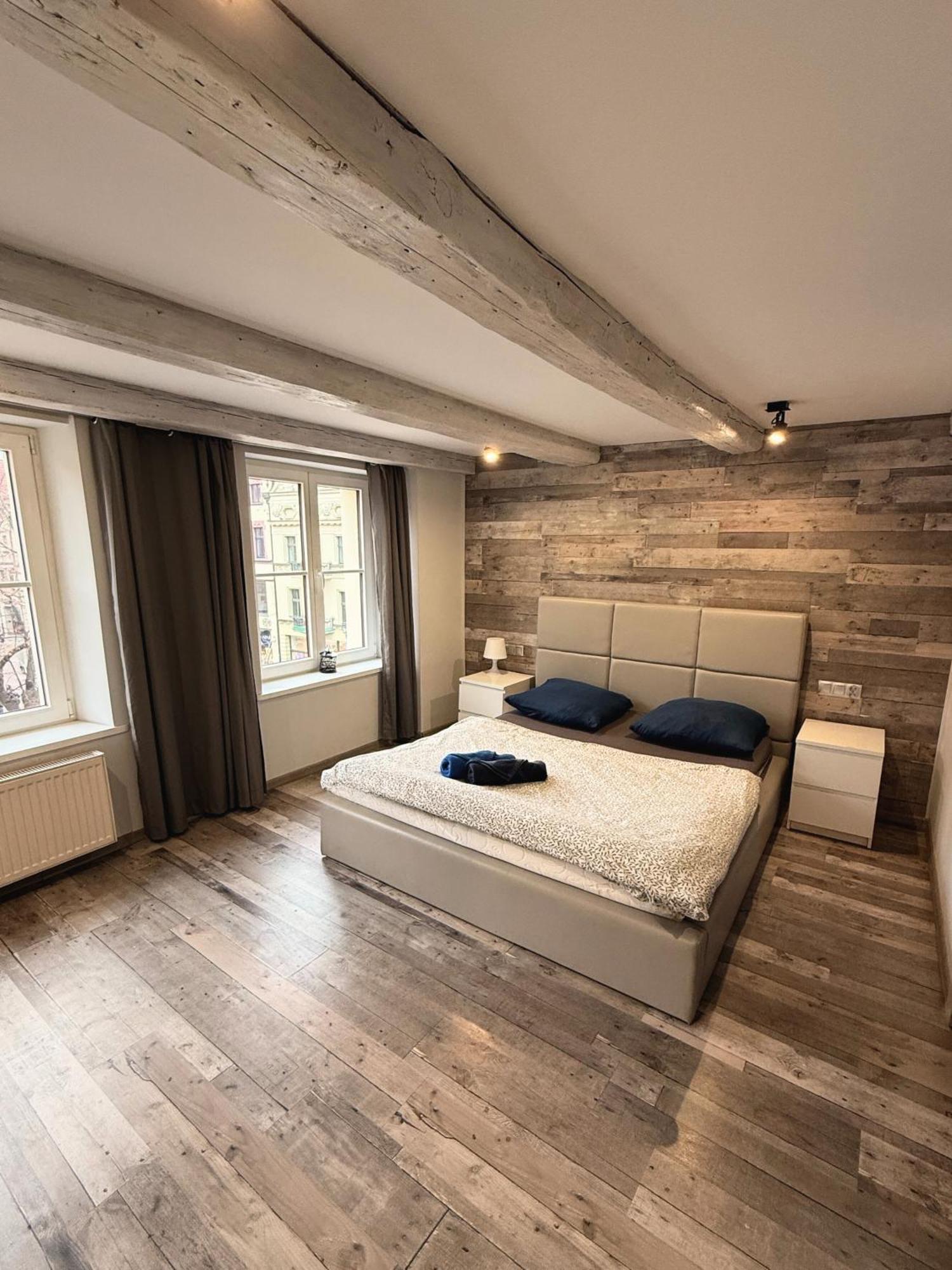 Apartament Z Widokiem Na Pomnik Kopernika - Rynek Staromiejski Thorn Exterior foto