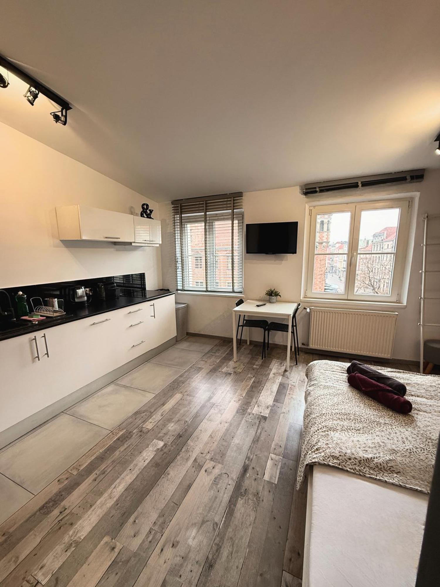 Apartament Z Widokiem Na Pomnik Kopernika - Rynek Staromiejski Thorn Exterior foto