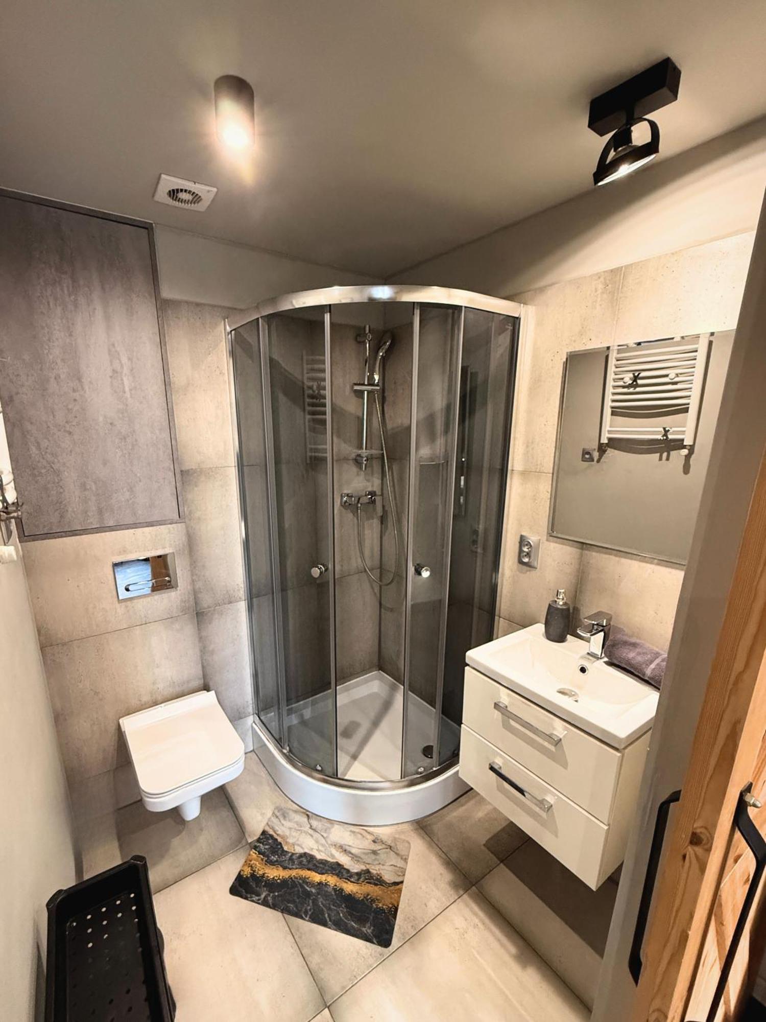 Apartament Z Widokiem Na Pomnik Kopernika - Rynek Staromiejski Thorn Exterior foto